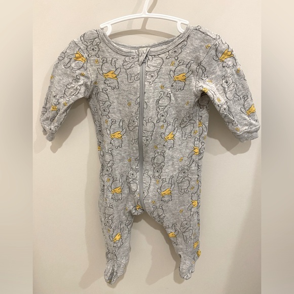 Winnie the Pooh 0-3 months pajama - Picture 1 of 1